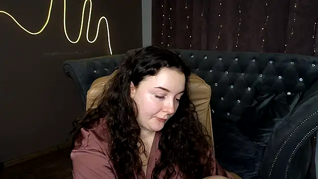 GloriNichols online show from January 2025 11:19:02 AM