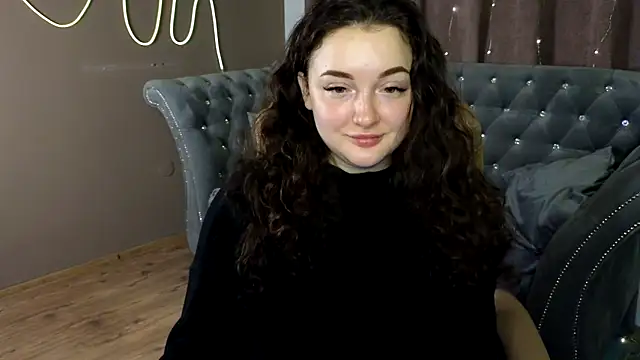 GloriNichols online show from January 2025 06:57:01 AM