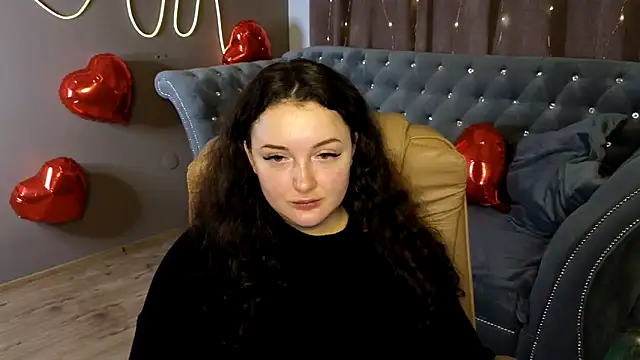 GloriNichols online show from February 2025 03:41:02 PM