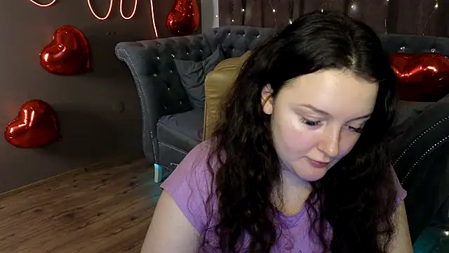 GloriNichols online show from March 2025 02:16:01 PM