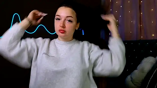 GloriNichols online show from September 2025 07:23:01 AM