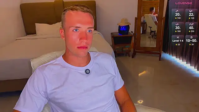 Snapshot of tommy_cumfinger chatting on November 2025 05:40:01 AM tommy cumfinger online show from November 2025 05:40:01 AM