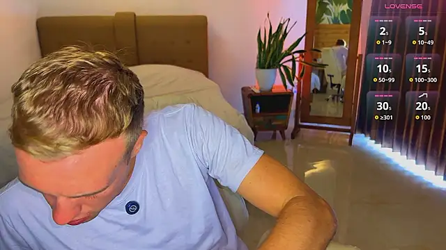 Snapshot of tommy_cumfinger chatting on February 2026 08:11:02 AM tommy cumfinger online show from February 2026 08:11:02 AM