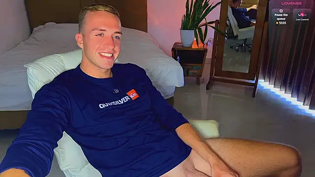 Snapshot of tommy_cumfinger chatting on February 2026 05:51:01 AM tommy cumfinger online show from February 2026 05:51:01 AM