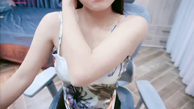 Snapshot of LY_26 chatting on December 2024 07:47:01 PM LY 26 online show from December 2024 07:47:01 PM