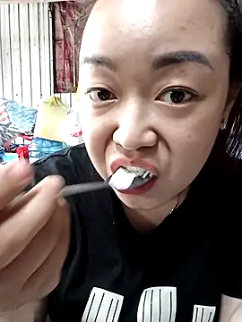 VyOanh2K online show from March 2025 06:27:01 AM