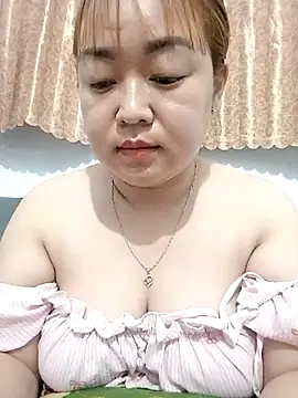 VyOanh2K online show from November 2025 04:17:02 PM