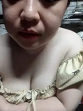 VyOanh2K online show from May 2026 03:42:02 PM