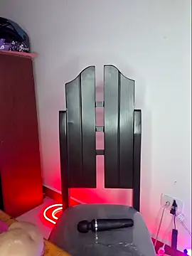 Snapshot of Aria_Bennett21 chatting on December 2024 06:59:01 PM Aria Bennett21 online show from December 2024 06:59:01 PM