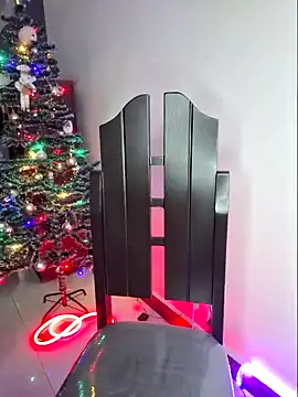 Snapshot of Aria_Bennett21 chatting on December 2024 01:27:02 PM Aria Bennett21 online show from December 2024 01:27:02 PM