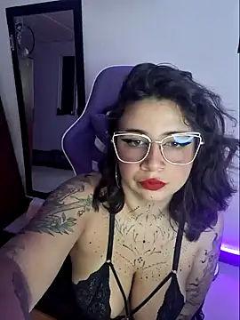 Snapshot of Aria_Bennett21 chatting on January 2025 12:25:02 AM Aria Bennett21 online show from January 2025 12:25:02 AM