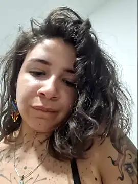 Snapshot of Aria_Bennett21 chatting on January 2025 02:20:02 AM Aria Bennett21 online show from January 2025 02:20:02 AM