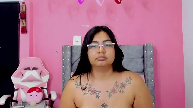 LaylaHolmes online show from March 2026 07:28:01 PM