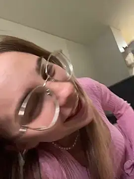 GraceTorrez online show from December 2024 11:11:02 AM