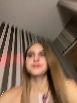 GraceTorrez online show from October 2025 06:05:02 PM