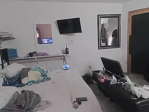 Snapshot of sissytrapdolly24 chatting on December 2025 06:31:01 AM sissytrapdolly24 online show from December 2025 06:31:01 AM