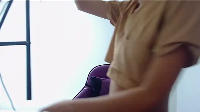 DEMI LEED online show from February 2025 11:31:01 AM