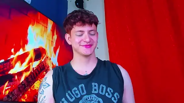 Snapshot of GabyThoms chatting on December 2025 11:22:02 PM GabyThoms online show from December 2025 11:22:02 PM