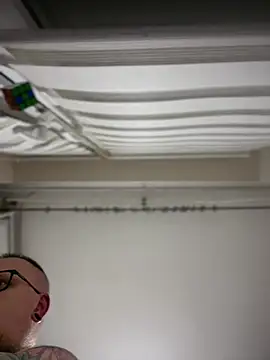 PierreNaked89 online show from April 2026 08:00:02 PM