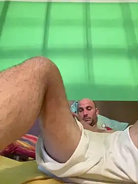 Snapshot of tubfunaske chatting on November 2025 07:18:01 PM tubfunaske online show from November 2025 07:18:01 PM