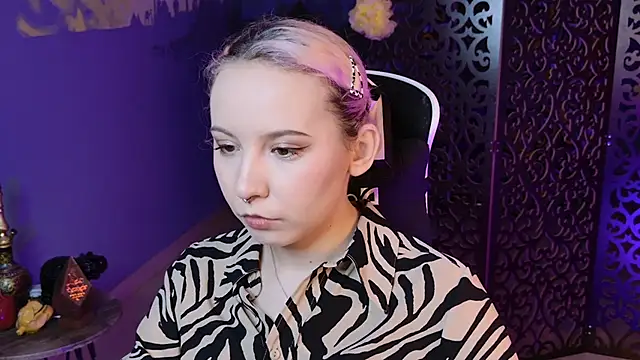 JasmineMilko online show from March 2025 05:03:01 AM