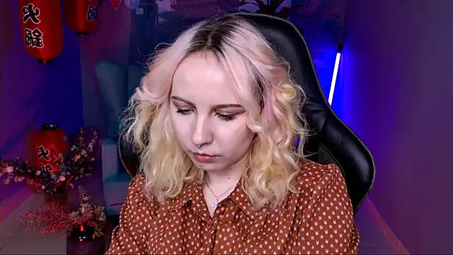 JasmineMilko online show from March 2025 02:26:02 PM