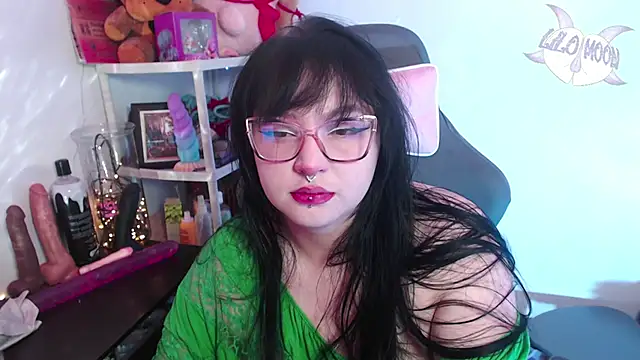 LiloMoon69 online show from December 2024 02:45:02 AM