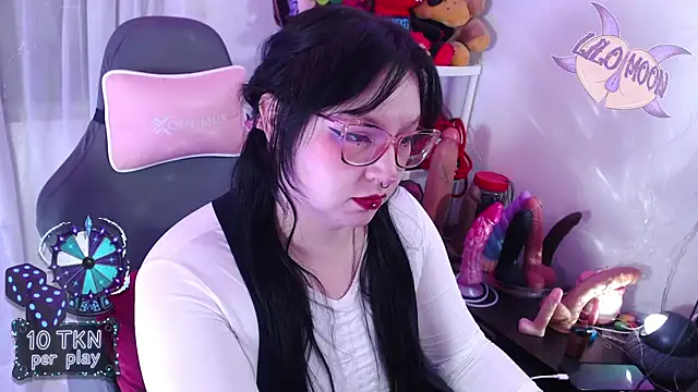 LiloMoon69 online show from January 2026 07:15:01 PM