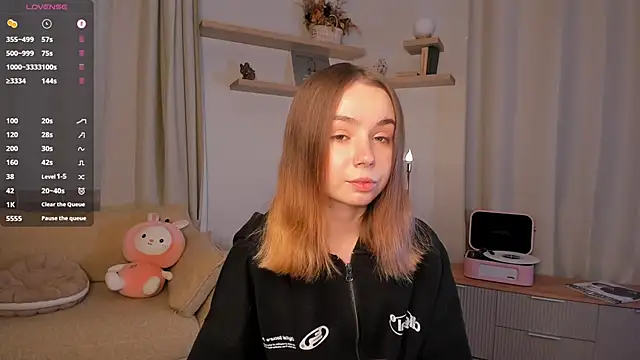 DominikaElis online show from September 2025 07:14:01 PM