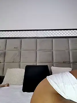 OliviaBurning online show from February 2025 01:44:02 AM