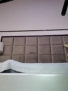 OliviaBurning online show from September 2025 07:36:01 PM