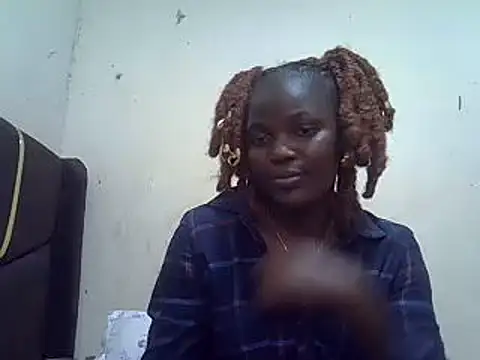 pretty vivy online show from February 2025 01:02:01 PM