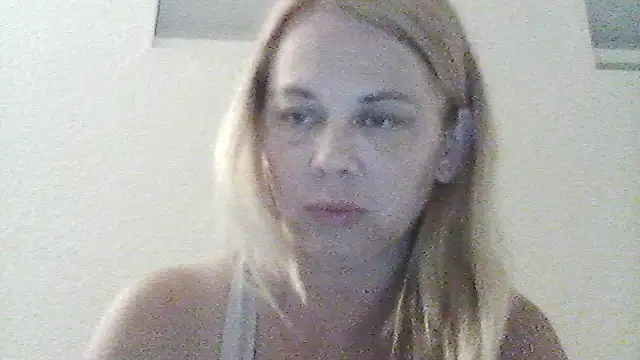 Snapshot of burrkitty chatting on December 2025 04:31:02 AM burrkitty online show from December 2025 04:31:02 AM