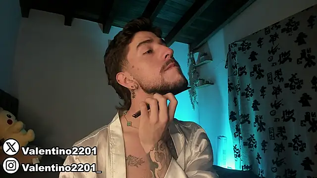 Valentino Xander online show from March 2025 10:43:02 PM