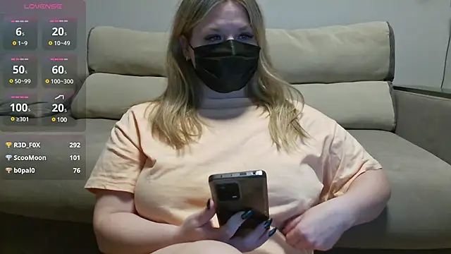 Snapshot of MilaaMilaa chatting on January 2025 09:24:02 AM MilaaMilaa online show from January 2025 09:24:02 AM