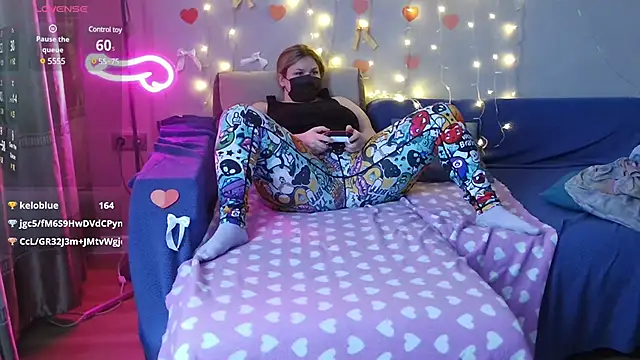 Snapshot of MilaaMilaa chatting on February 2025 09:47:02 AM MilaaMilaa online show from February 2025 09:47:02 AM