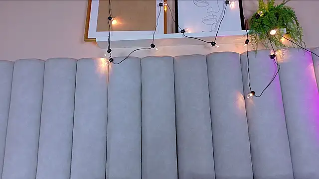 Snapshot of EngelStone chatting on October 2025 07:47:02 PM EngelStone online show from October 2025 07:47:02 PM