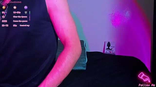 Piggy Eddy online show from April 2026 03:12:01 AM