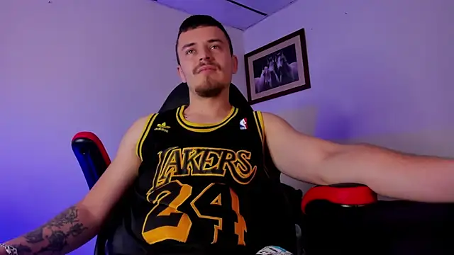 james connor2 online show from December 2024 06:30:02 PM