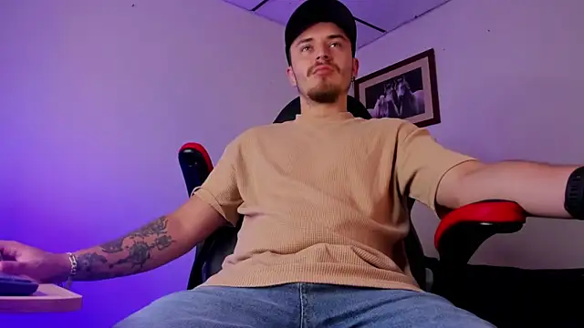 james connor2 online show from January 2025 06:54:02 PM