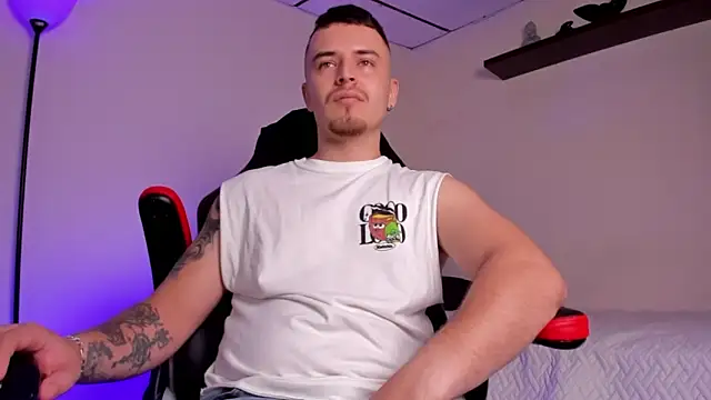 Snapshot of james_connor2 chatting on November 2025 06:52:01 PM james connor2 online show from November 2025 06:52:01 PM