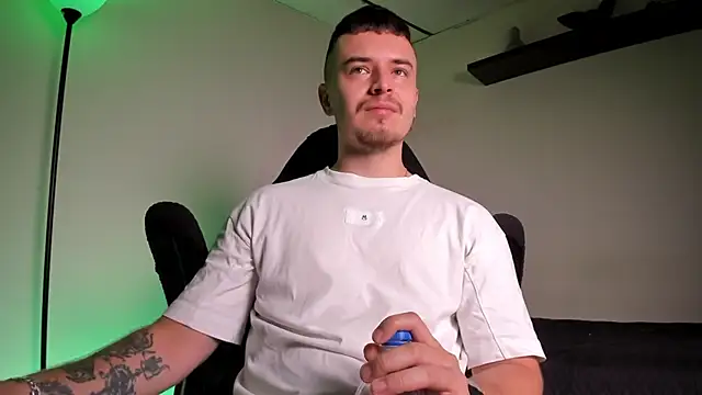 Snapshot of james_connor2 chatting on February 2026 03:26:02 PM james connor2 online show from February 2026 03:26:02 PM