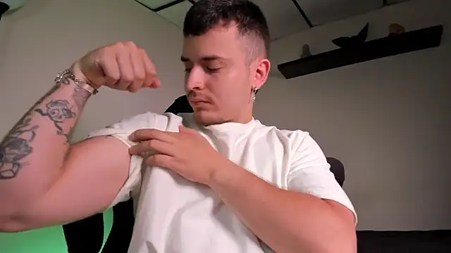 Snapshot of james_connor2 chatting on February 2026 07:09:02 PM james connor2 online show from February 2026 07:09:02 PM