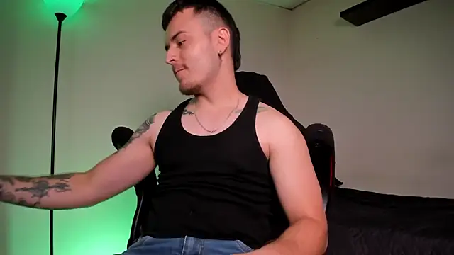 Snapshot of james_connor2 chatting on February 2026 07:10:02 PM james connor2 online show from February 2026 07:10:02 PM