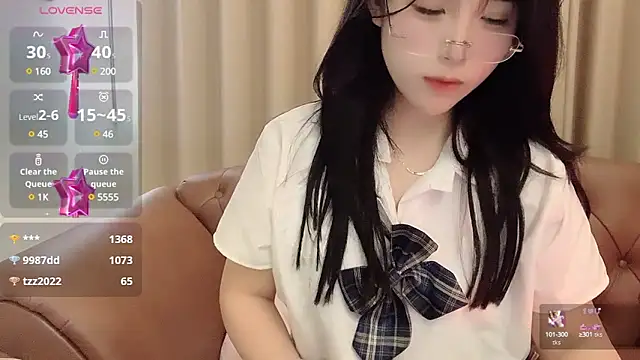 NickiBloom online show from February 2025 08:18:01 AM