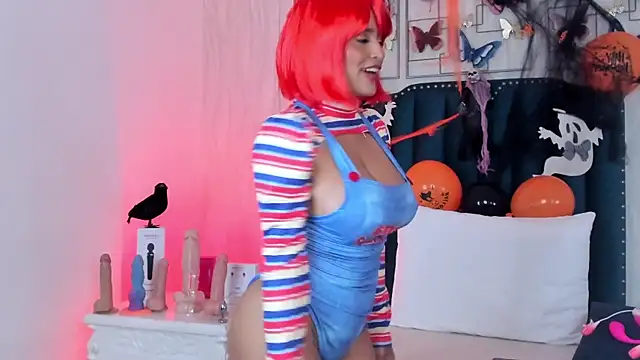 samara warren online show from October 2025 12:06:01 PM