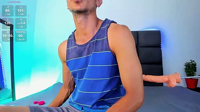 steven hott8 online show from October 2025 07:03:02 PM