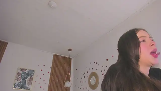 Snapshot of TiffanyWright chatting on March 2026 01:22:01 PM TiffanyWright online show from March 2026 01:22:01 PM