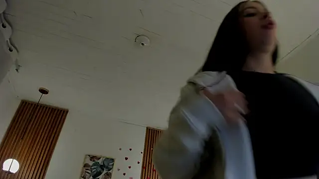 Snapshot of TiffanyWright chatting on April 2026 02:38:01 AM TiffanyWright online show from April 2026 02:38:01 AM