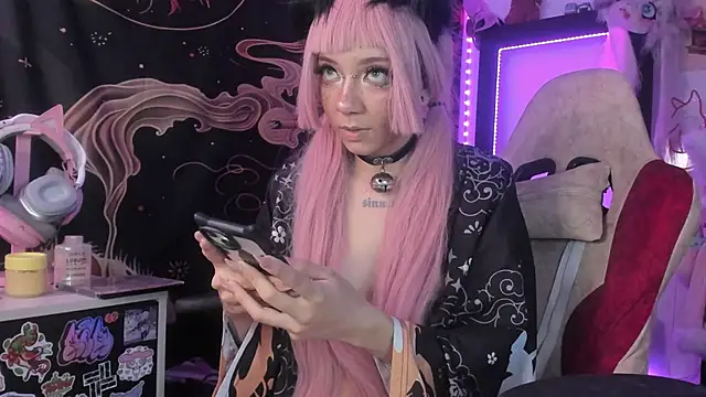 Alicedangerrr online show from May 2026 01:32:02 AM
